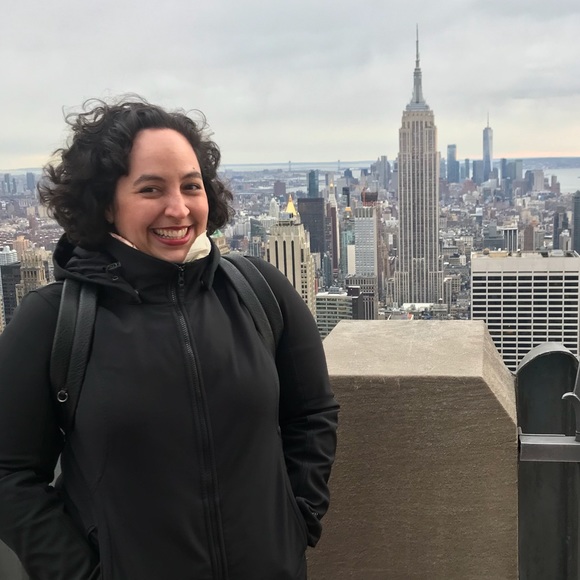 Meet your Posher, Michelle - Picture 2 of 5